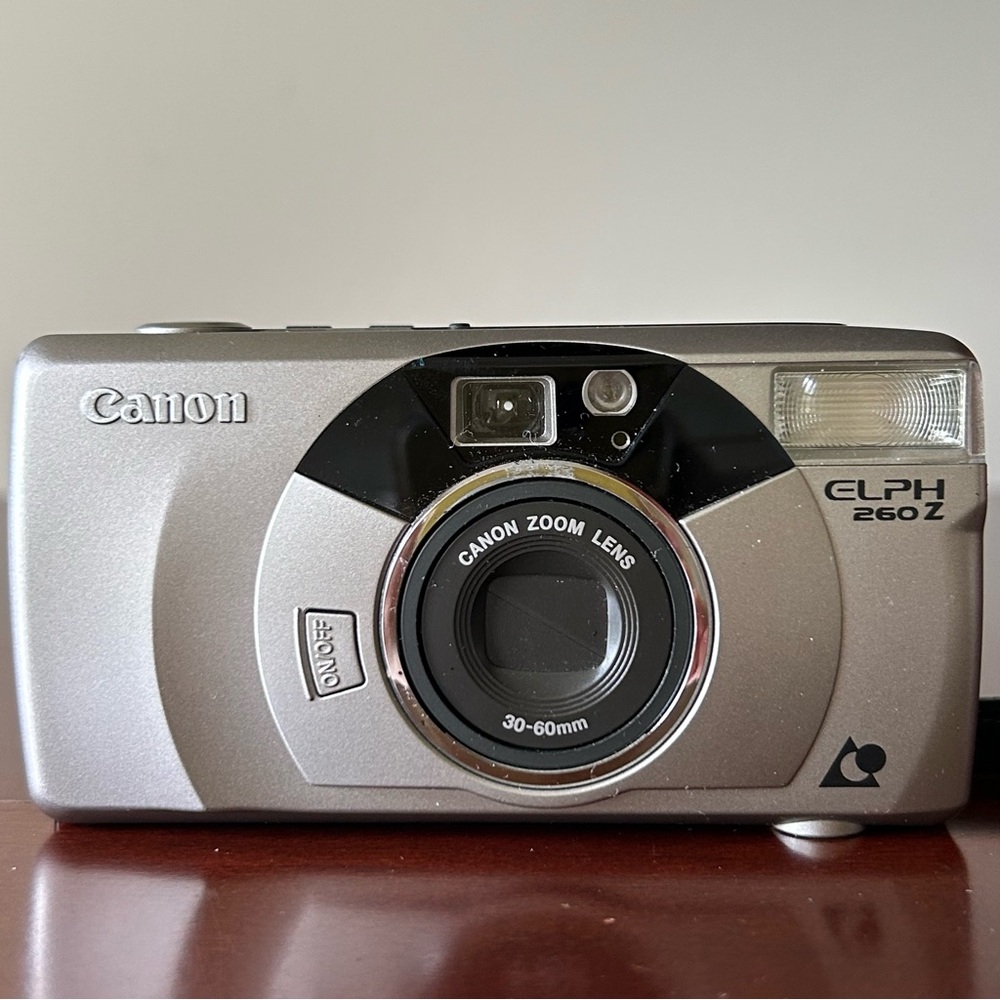 🎉VINTAGE🎉🎉Canon Silver Point-and-Shoot Film 📸 Camera FINAL